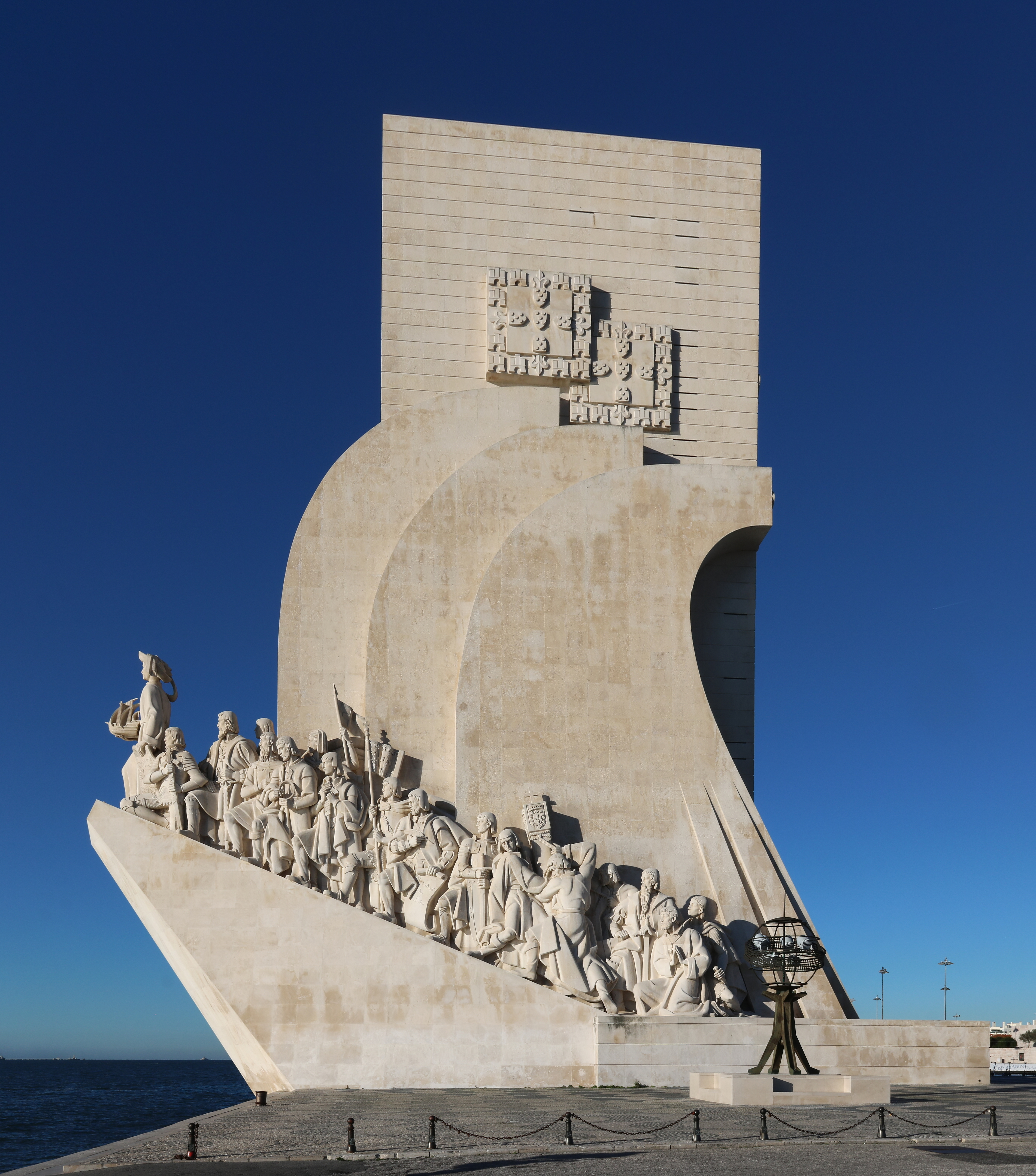 Padrão dos Descobrimentos — monumento aos navegadores portugueses
